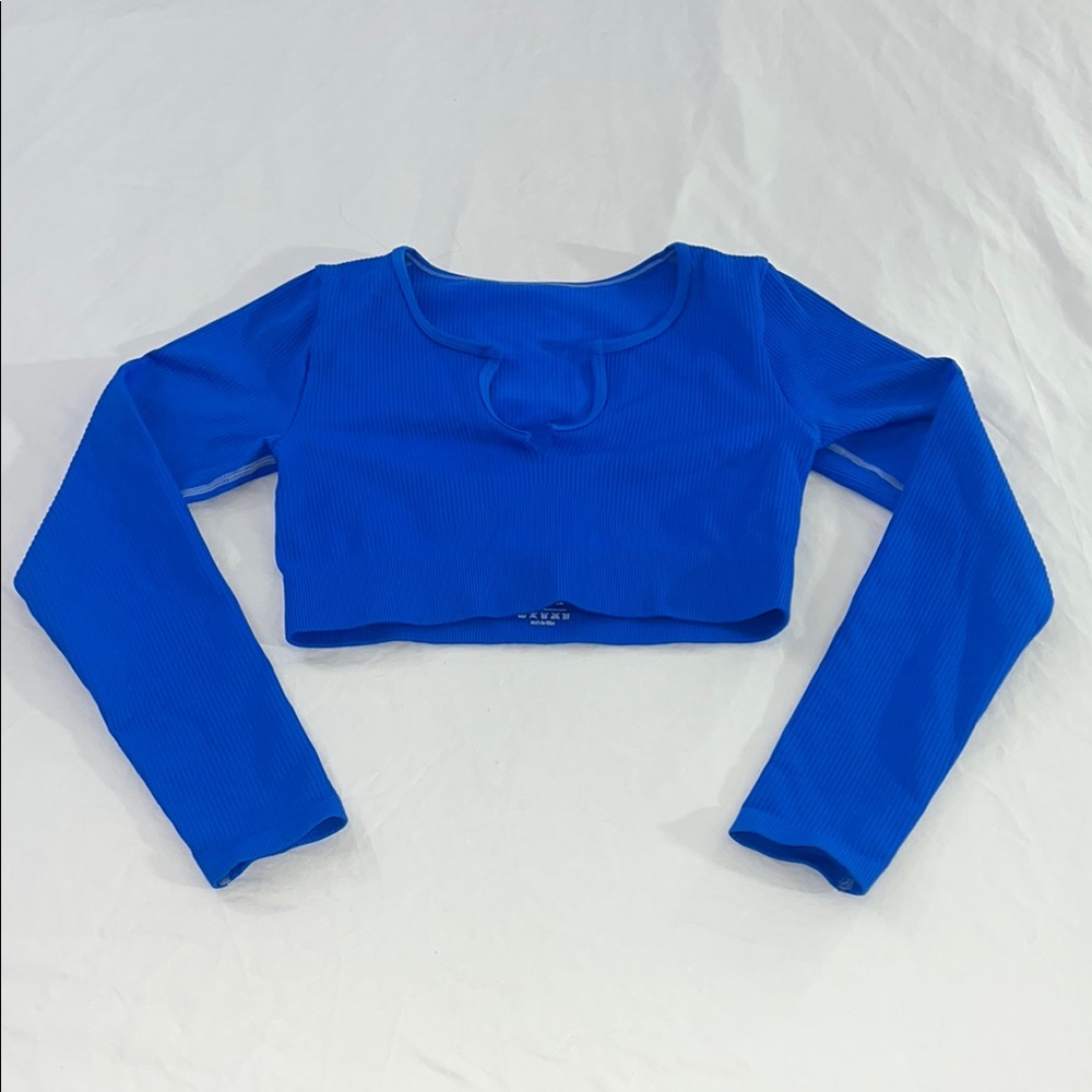 Amazon Essentials Royal Blue Long Sleeve Crop Top